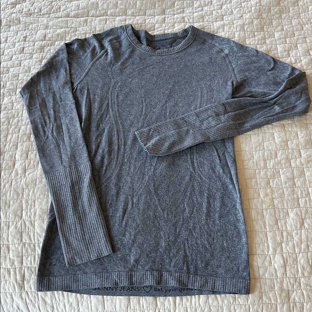 Lululemon Run Swiftly Lace pattern